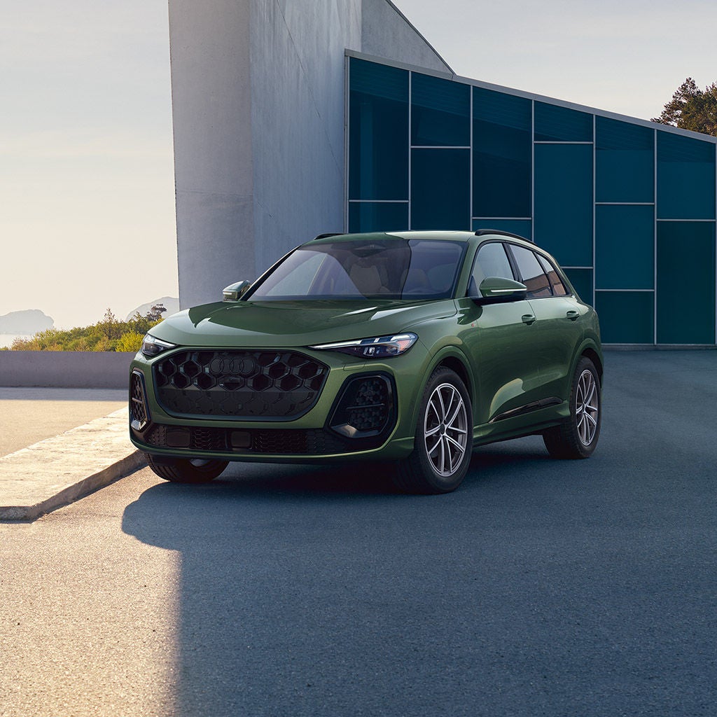 2026 Audi Q5 - Exterior - Front Profile - Parked
